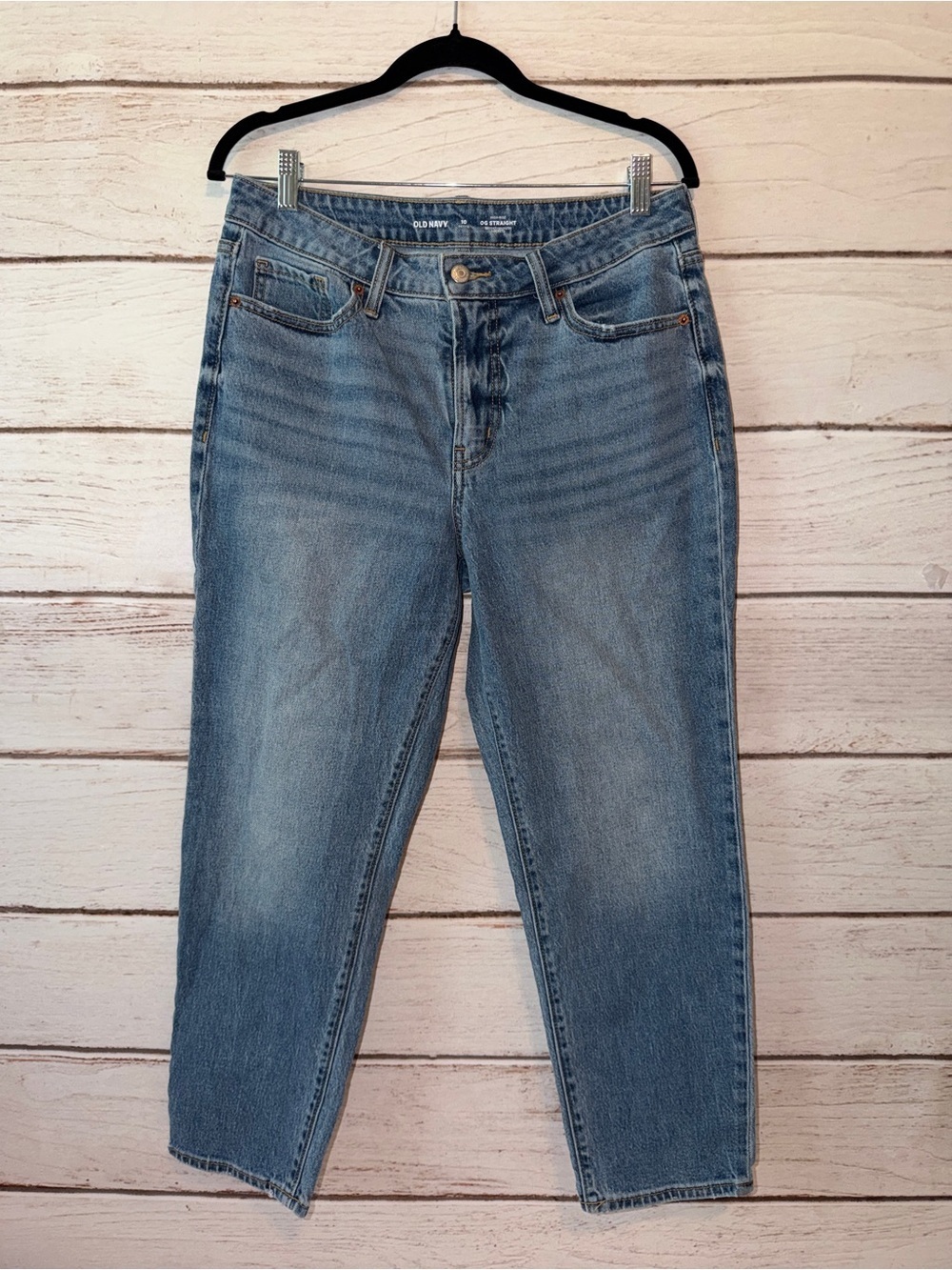 Old Navy Women’s Light Blue Cropped Straight Jeans